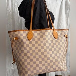 LOUIS VUITTON Neverfull